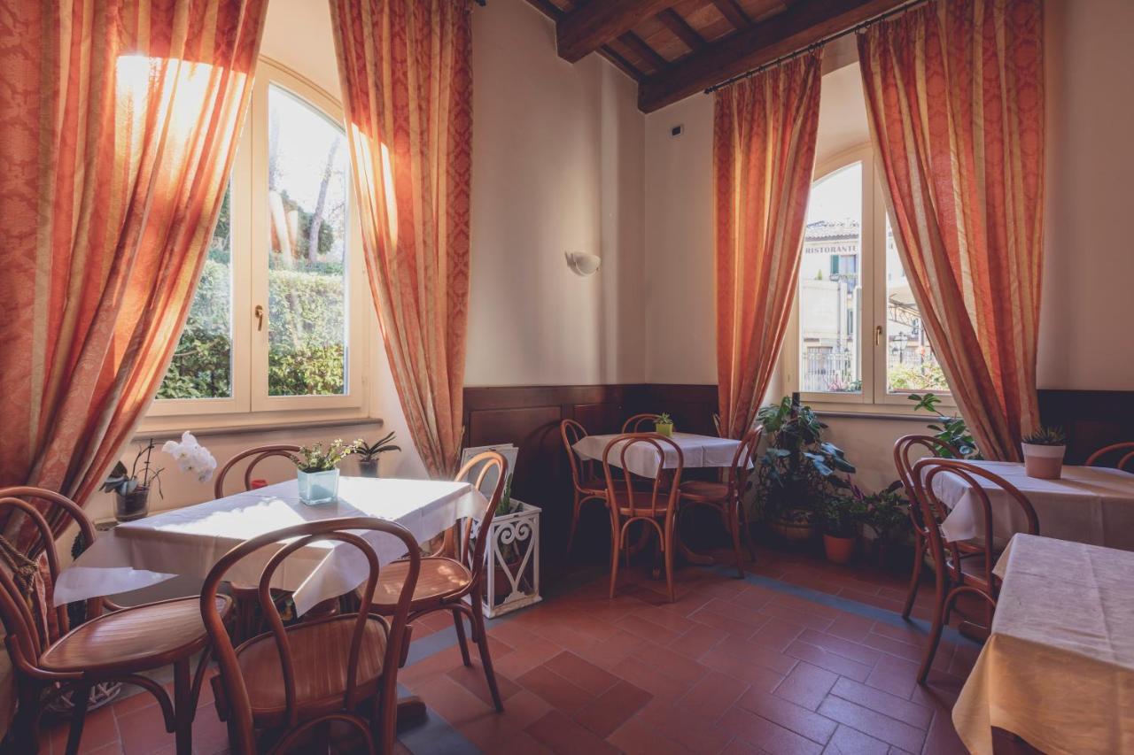 Albergo Ristorante Pasqui Rocca San Casciano Exterior foto