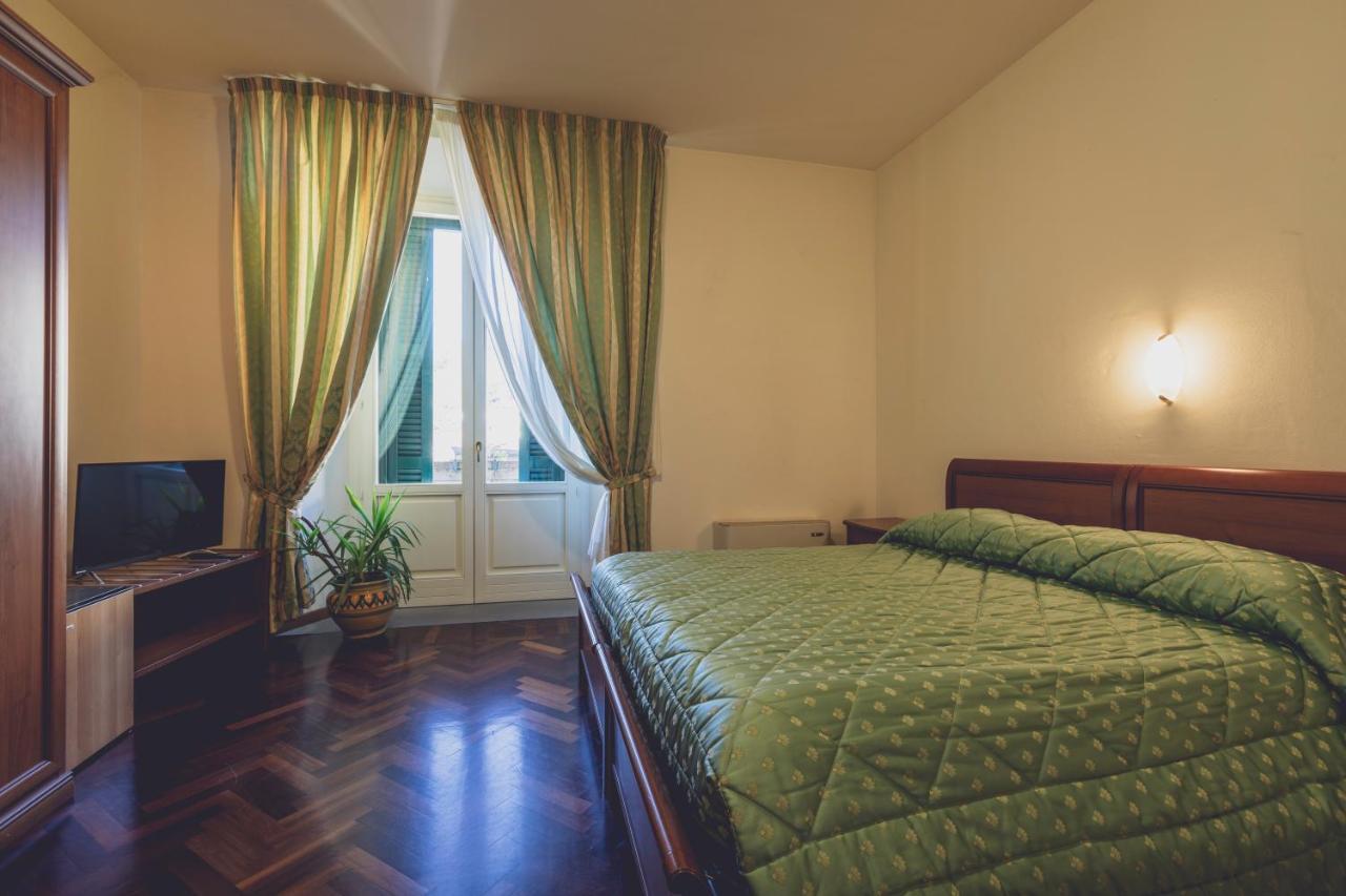 Albergo Ristorante Pasqui Rocca San Casciano Exterior foto